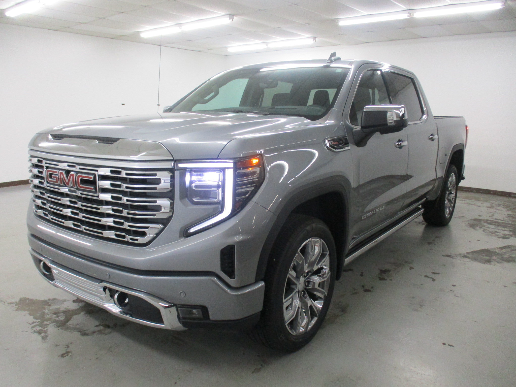 New 2026 GMC Sierra 1500 Denali w/ Denali Reserve Package