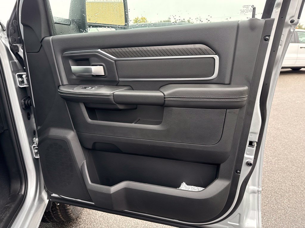 New 2027 RAM 2500 Big Horn AWD/4WD image 27