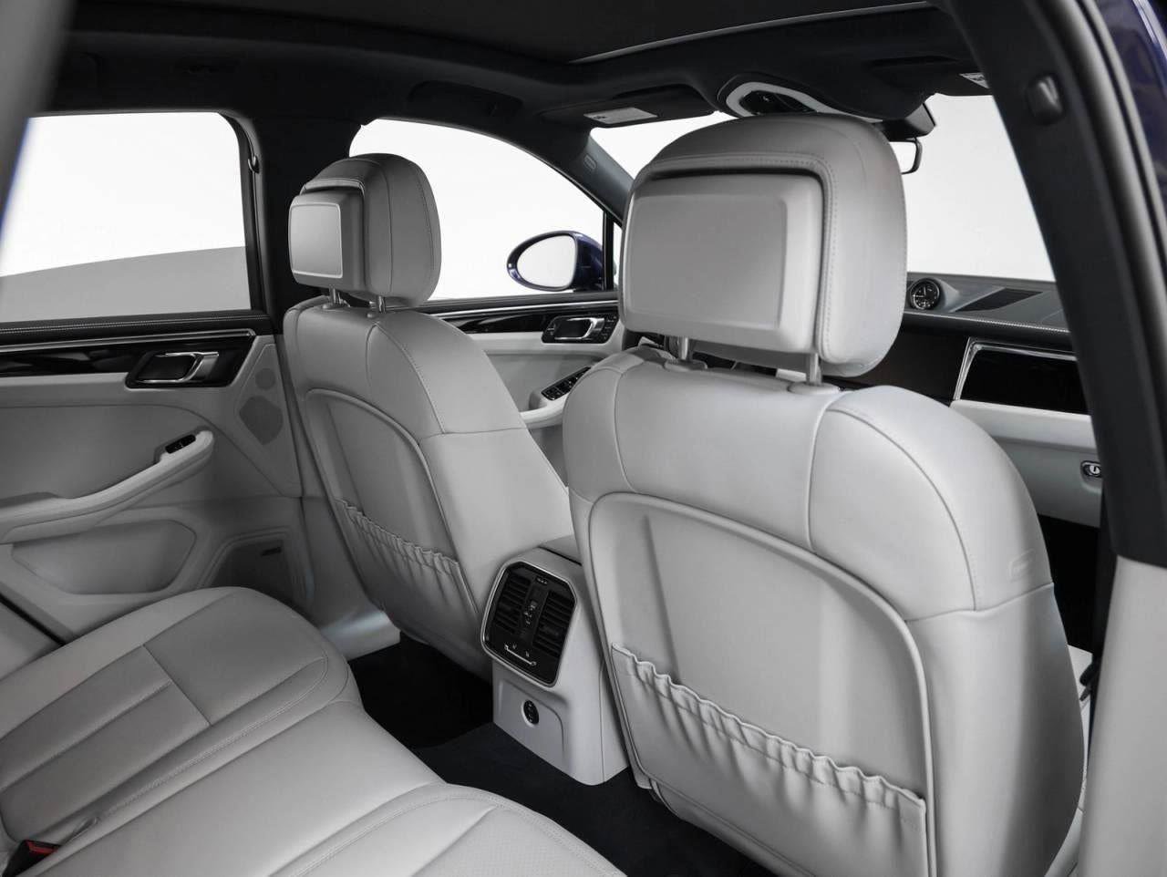 New 2025 Porsche Macan image 90