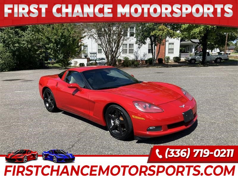 Used 2006 Chevrolet Corvette Coupe w/ Preferred Equipment Group image 1