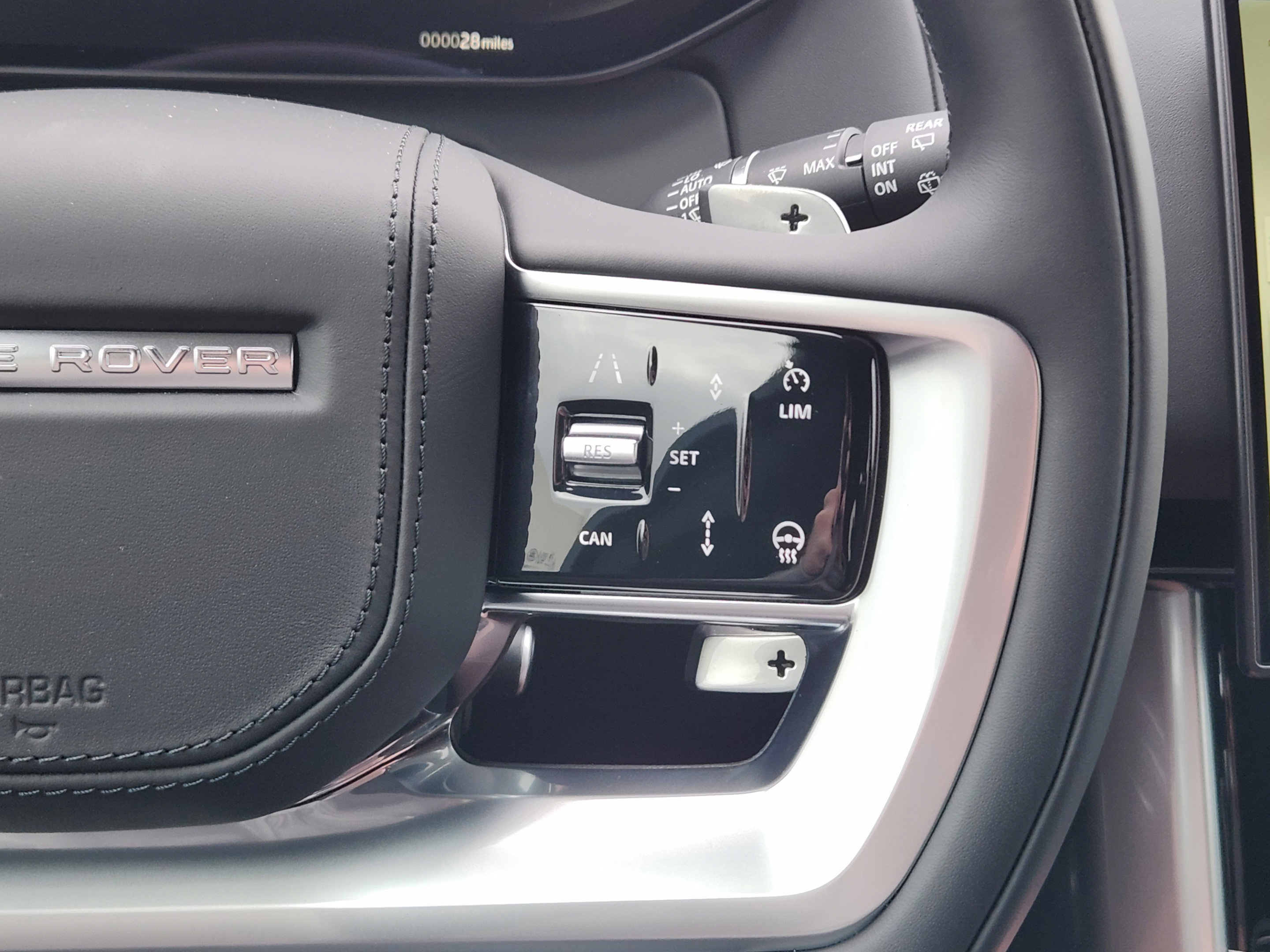 New 2026 Land Rover Range Rover SE AWD/4WD image 23