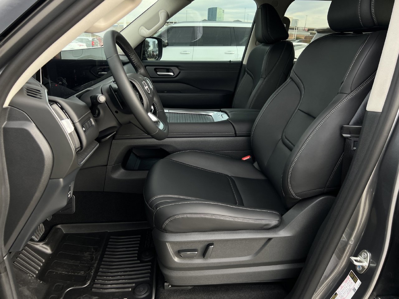 New 2026 Nissan Armada SV AWD/4WD image 13