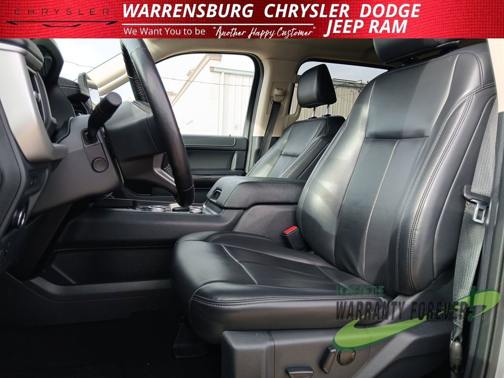 Used 2024 Ford Expedition XLT image 13