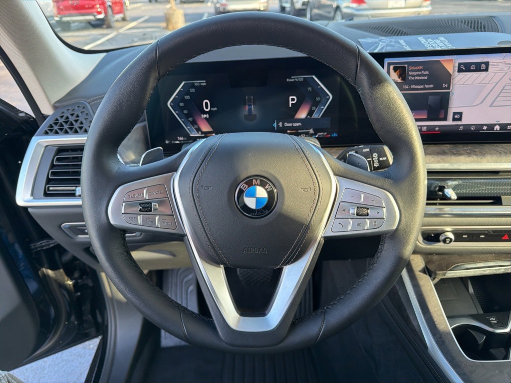 Certified 2024 BMW X7 xDrive40i w/ Premium Package image 11