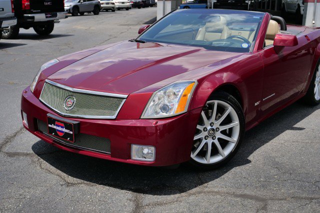 Used 2007 Cadillac XLR V RWD image 51