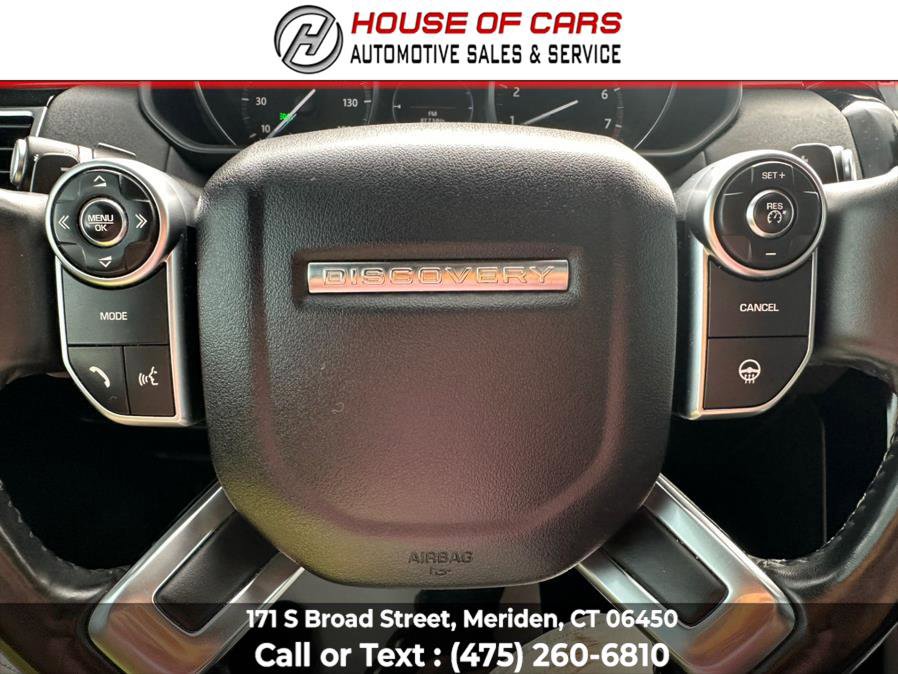 Used 2017 Land Rover Discovery SE image 40