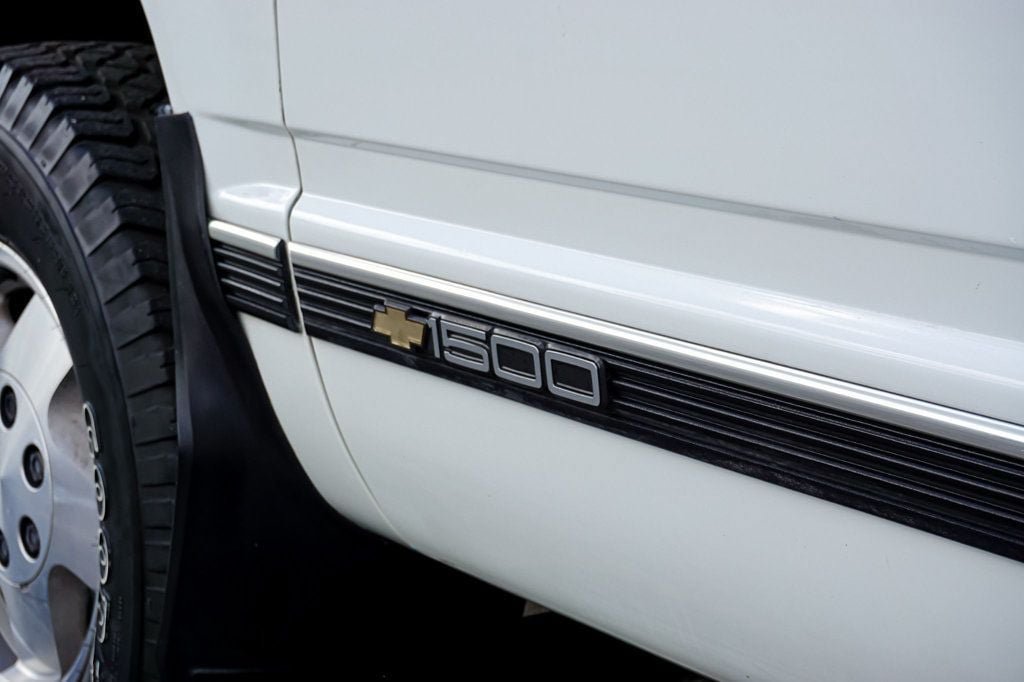 Used 1992 Chevrolet Silverado 1500 4x4 Regular Cab image 46