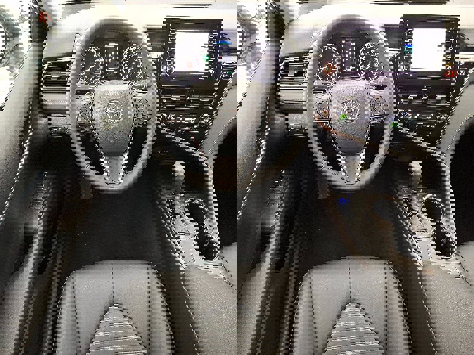 Certified 2024 Toyota Camry SE w/ Cold Weather Package image 21