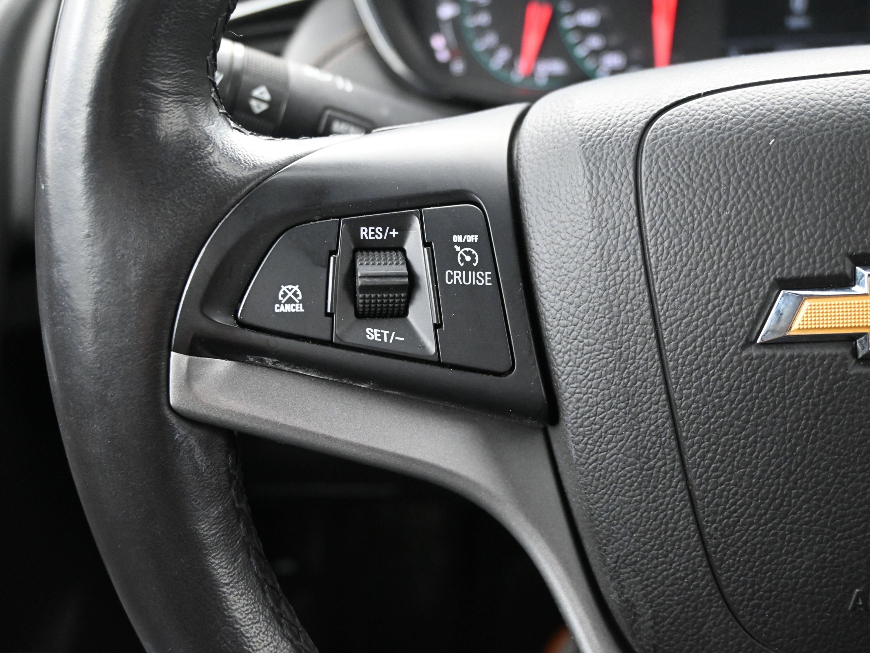 Certified 2022 Chevrolet Trax LT w/ LT Convenience Package image 11