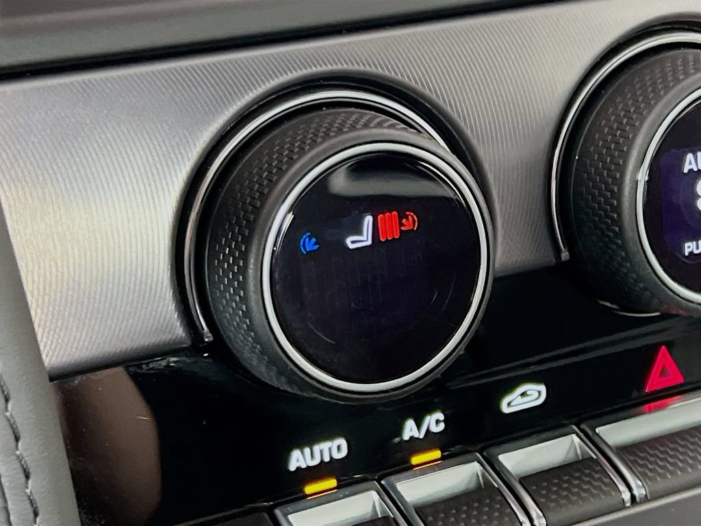 Certified 2024 Jaguar F-TYPE R AWD/4WD image 21