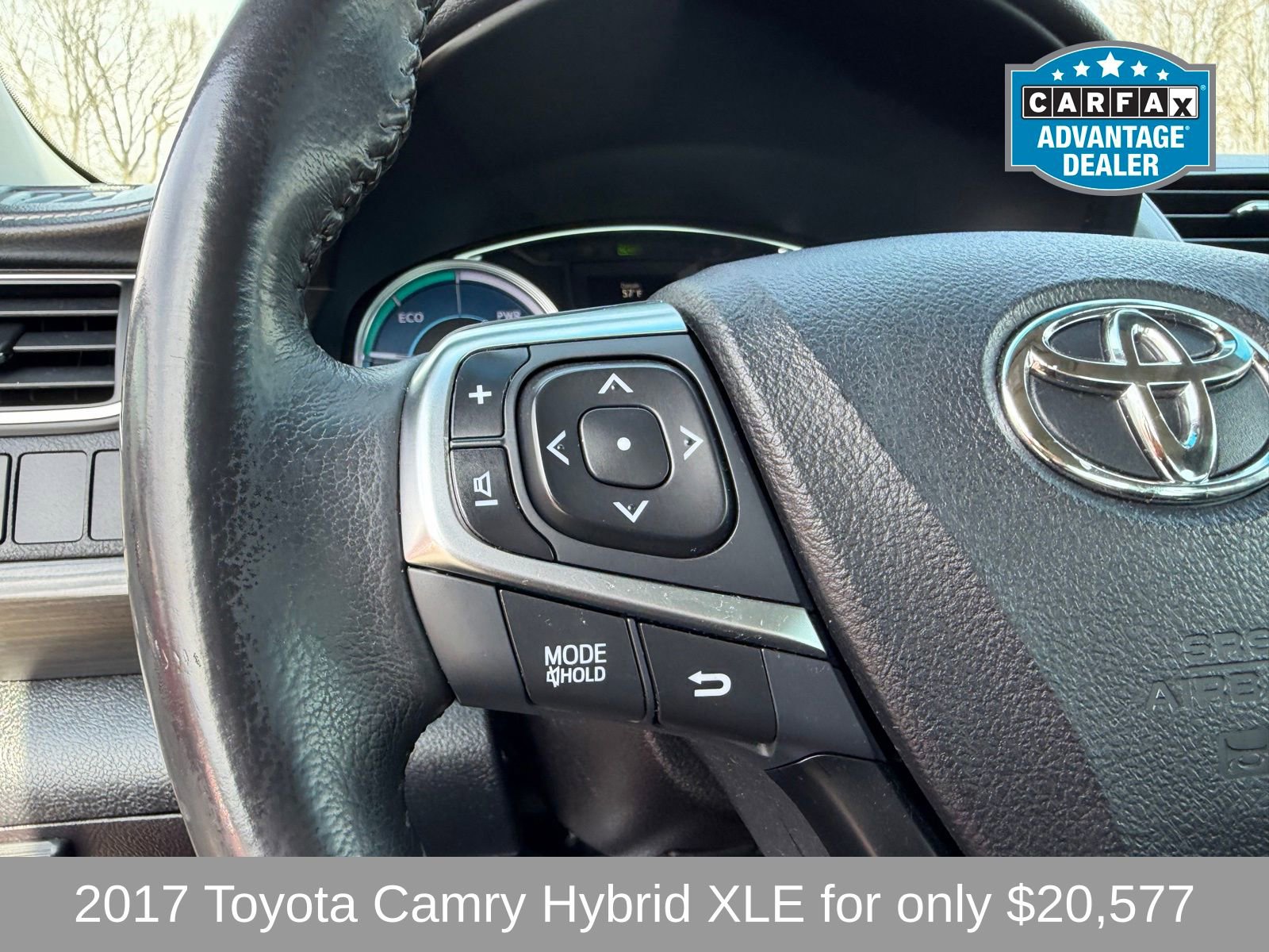 Used 2017 Toyota Camry XLE FWD image 15