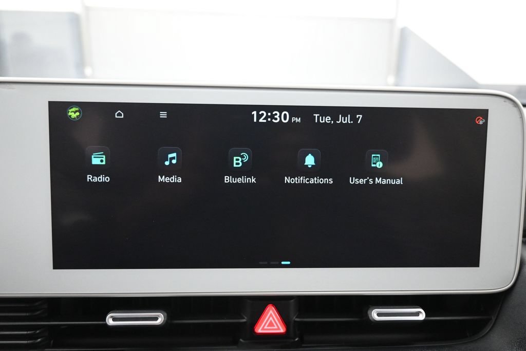 Used 2022 Hyundai Ioniq 5 SEL w/ Cargo Package RWD image 16