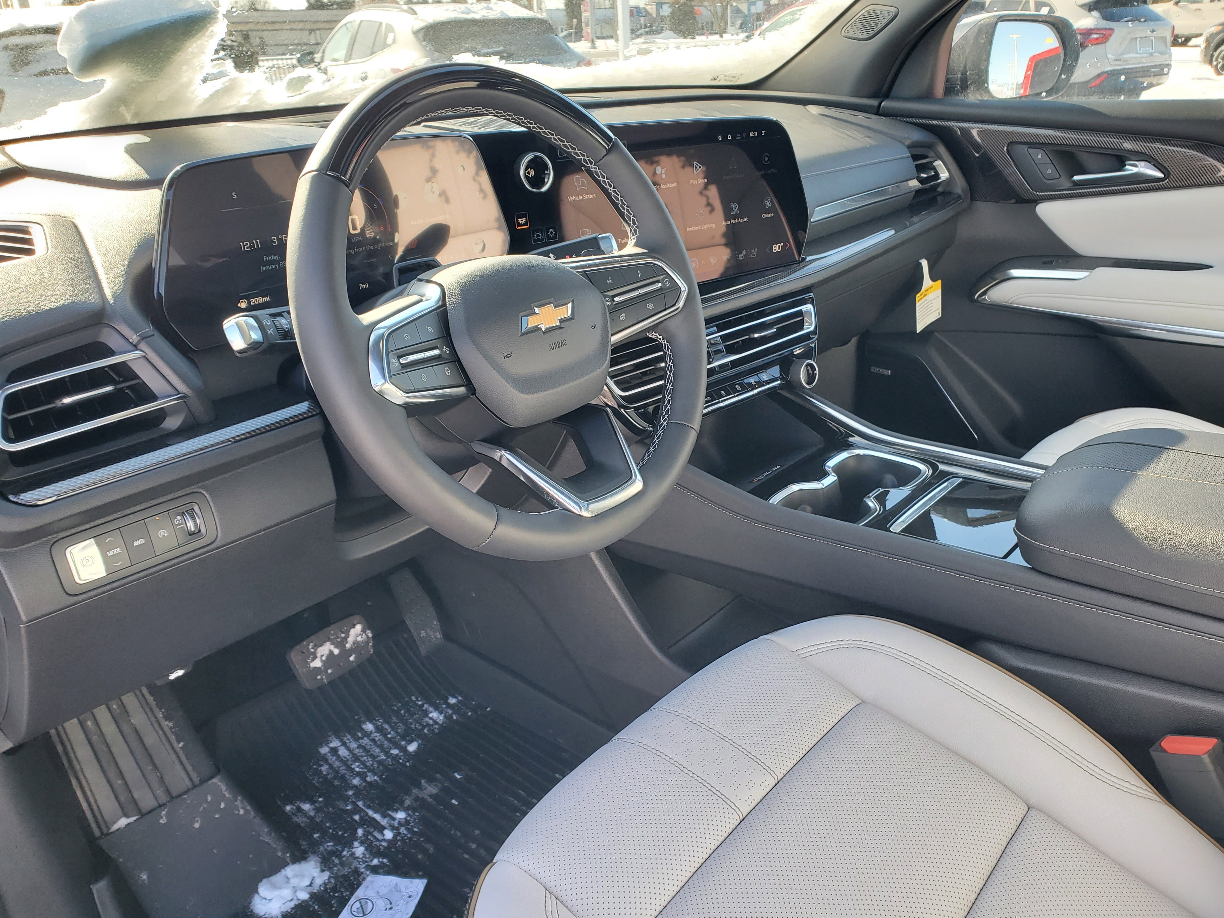New 2026 Chevrolet Traverse High Country w/ LPO, Floor Liner Package AWD/4WD image 12