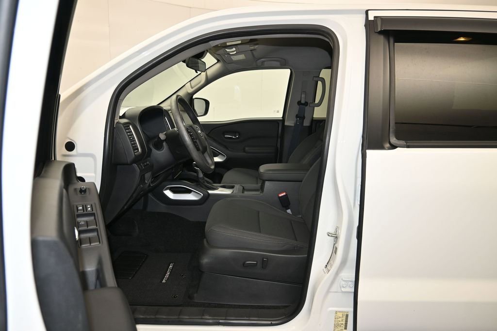 Certified 2023 Nissan Frontier SV w/ Technology Package RWD image 19