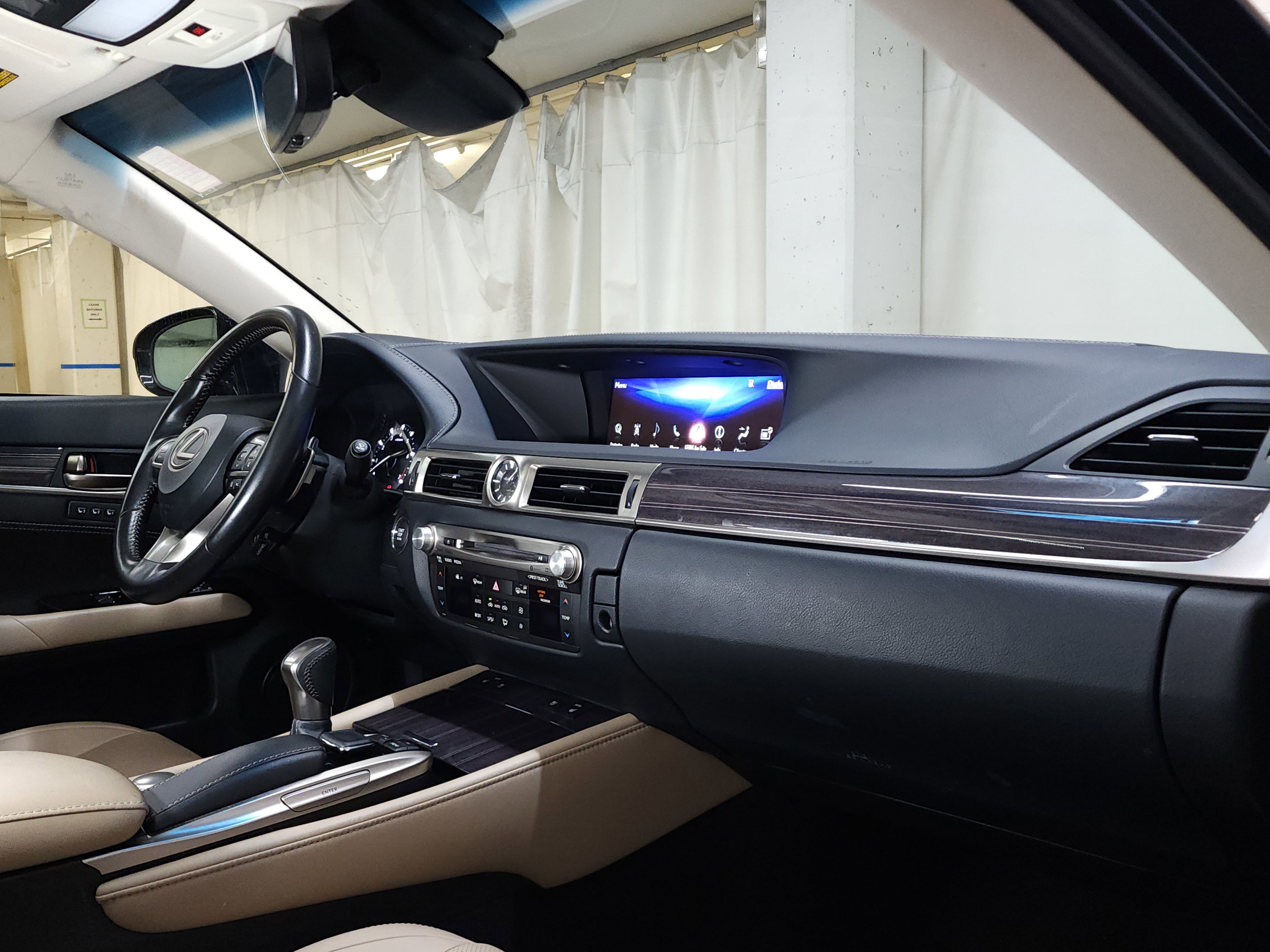 Used 2018 Lexus GS 350 AWD w/ Premium Package image 21