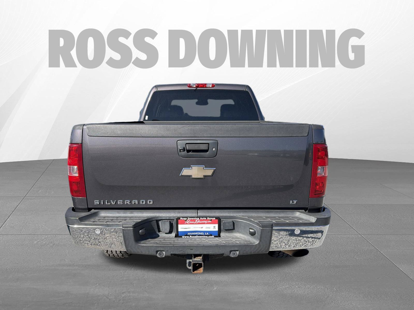Used 2010 Chevrolet Silverado 2500 LT w/ Interior Plus Package AWD/4WD image 5