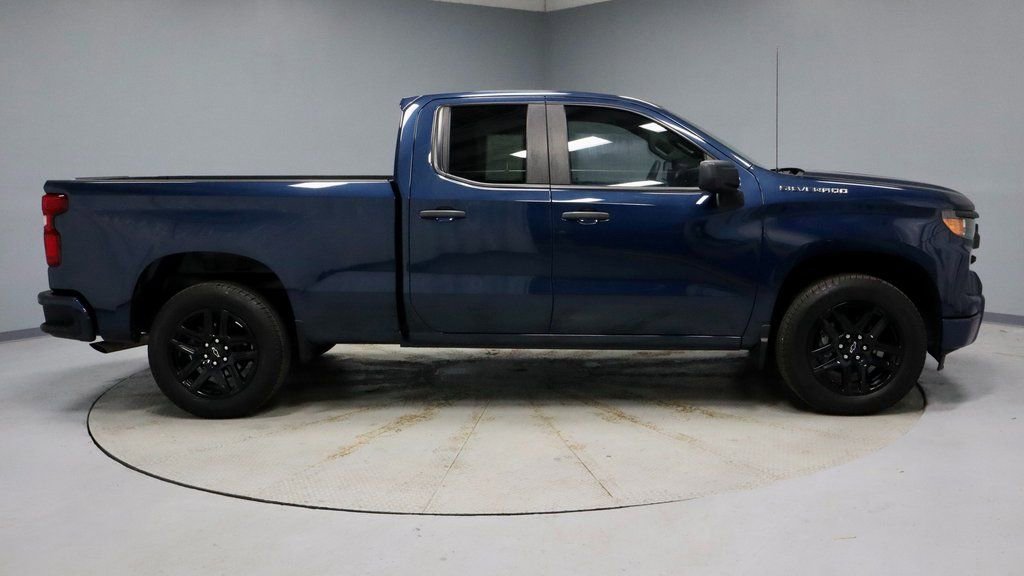 Used 2022 Chevrolet Silverado 1500 Custom AWD/4WD image 11