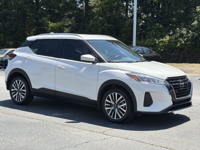 Certified 2022 Nissan Kicks SV FWD image 8