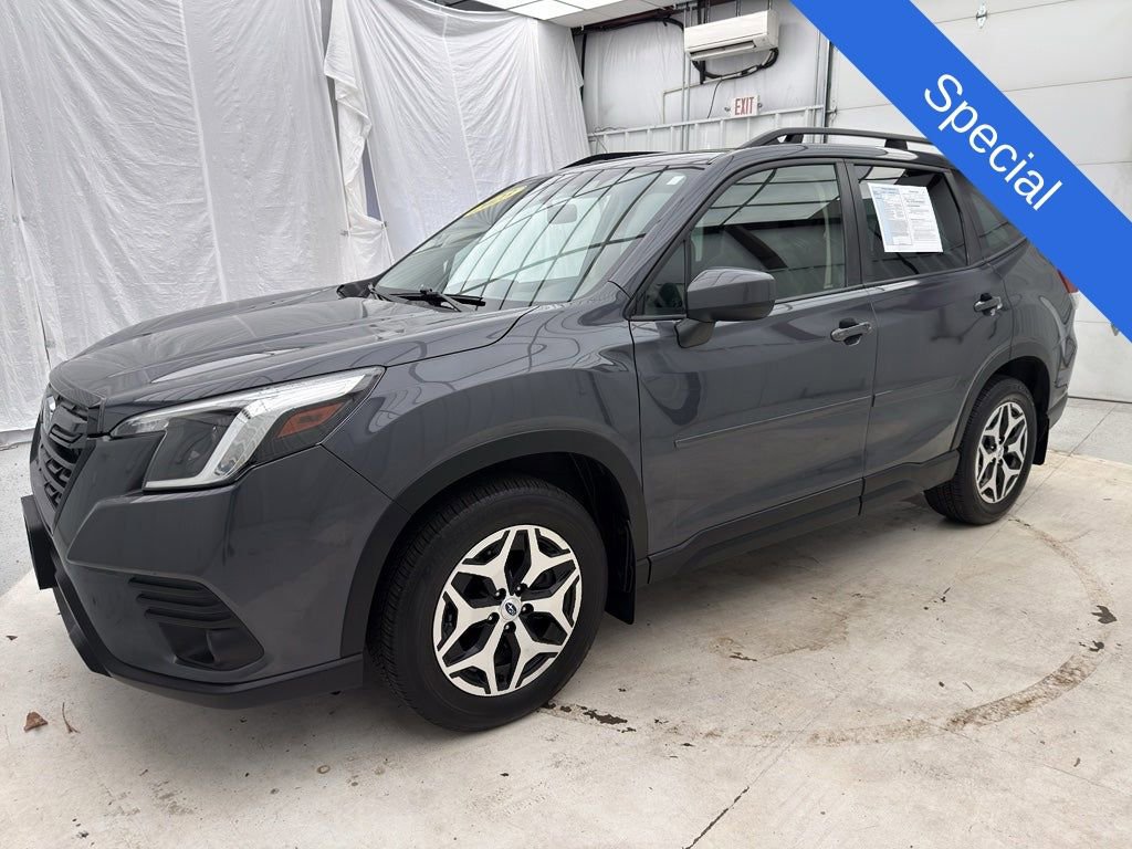 Used 2023 Subaru Forester Premium image 23