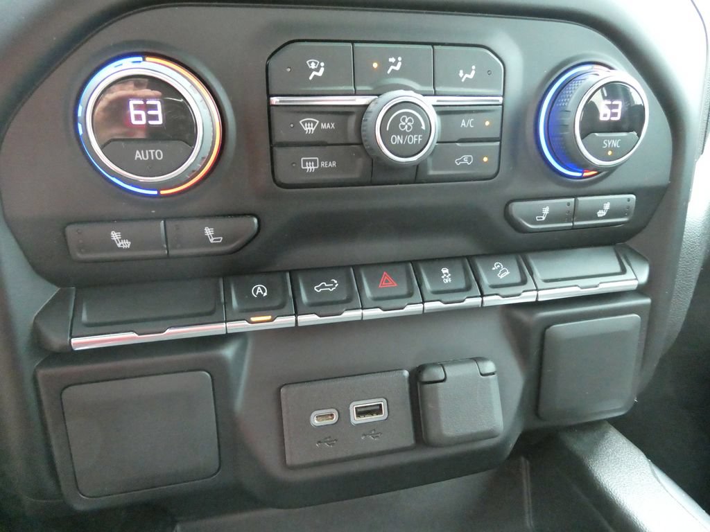 Certified 2022 Chevrolet Silverado 1500 RST AWD/4WD image 28