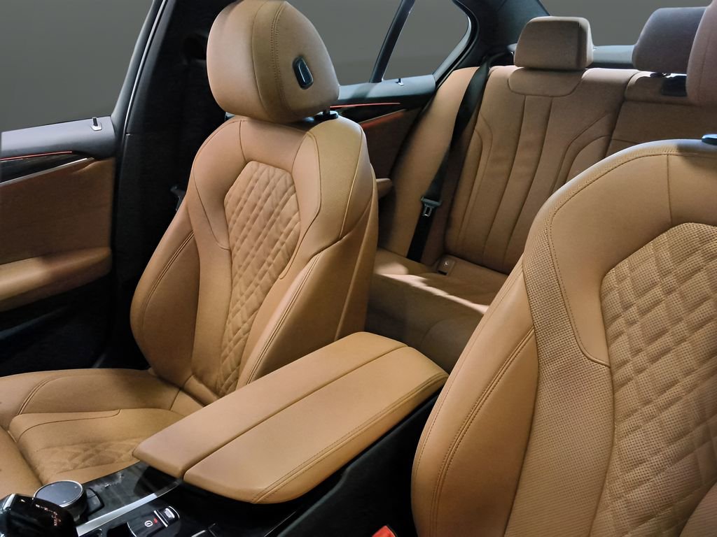 Used 2023 BMW 530i xDrive w/ Premium Package image 24