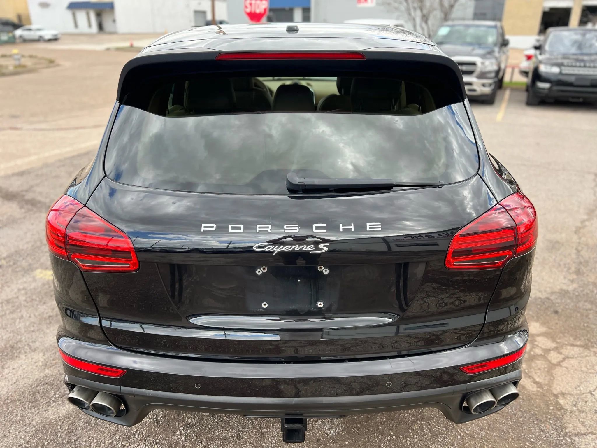 Used 2015 Porsche Cayenne S AWD/4WD image 6