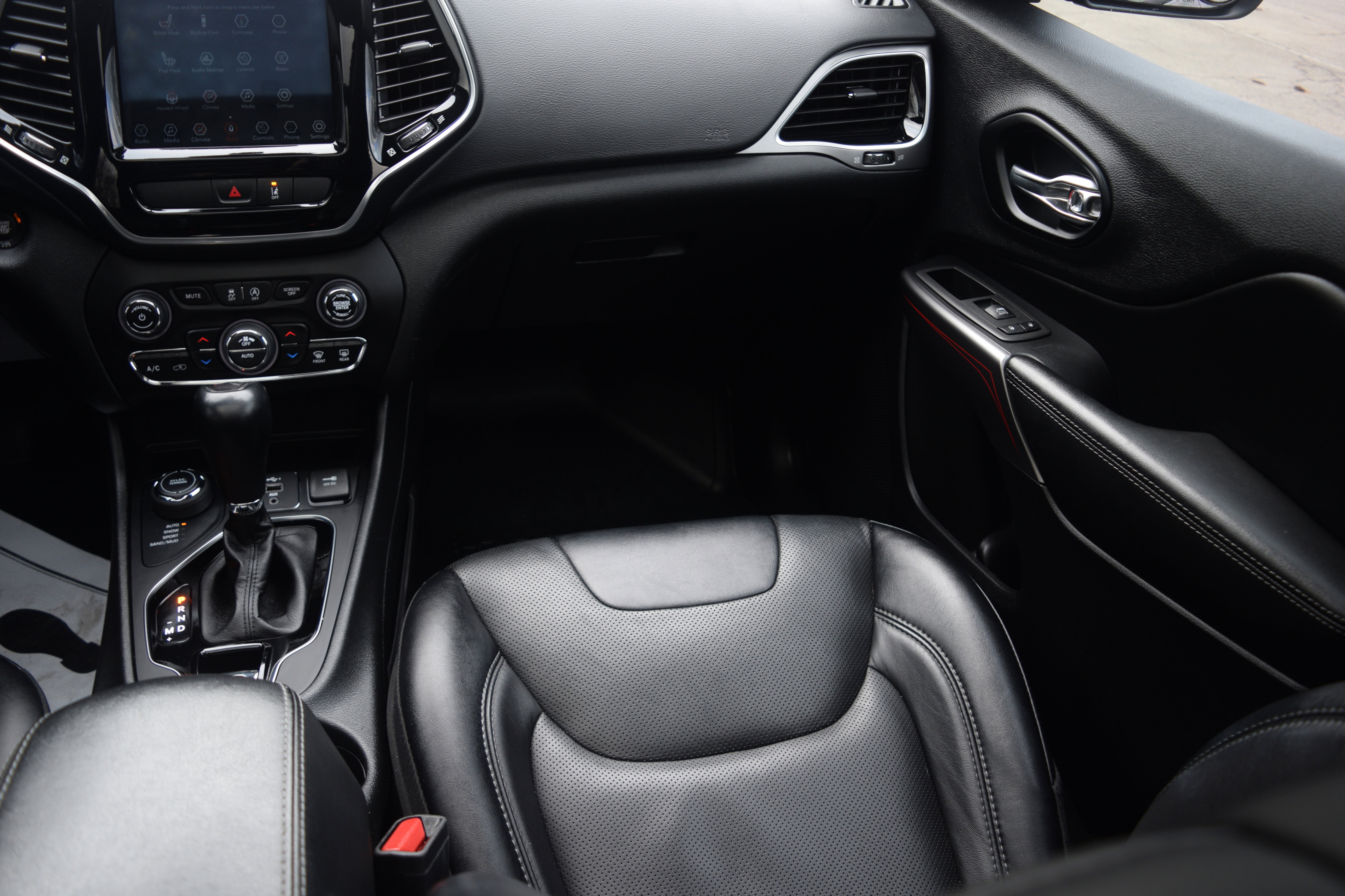 Used 2022 Jeep Cherokee Limited image 15