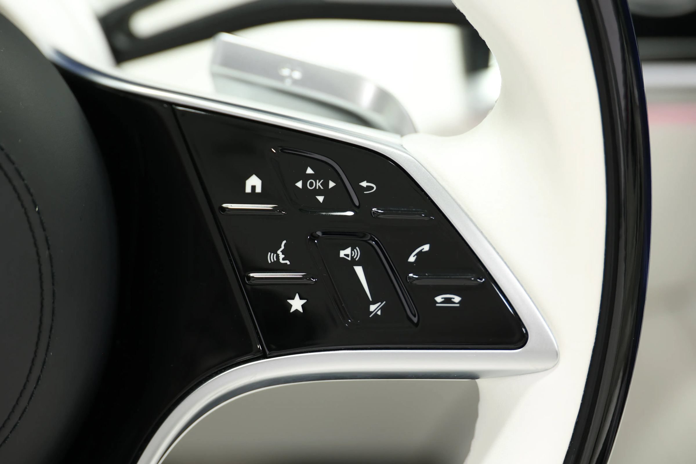 Used 2023 Mercedes-Benz Maybach S 580 4MATIC image 33