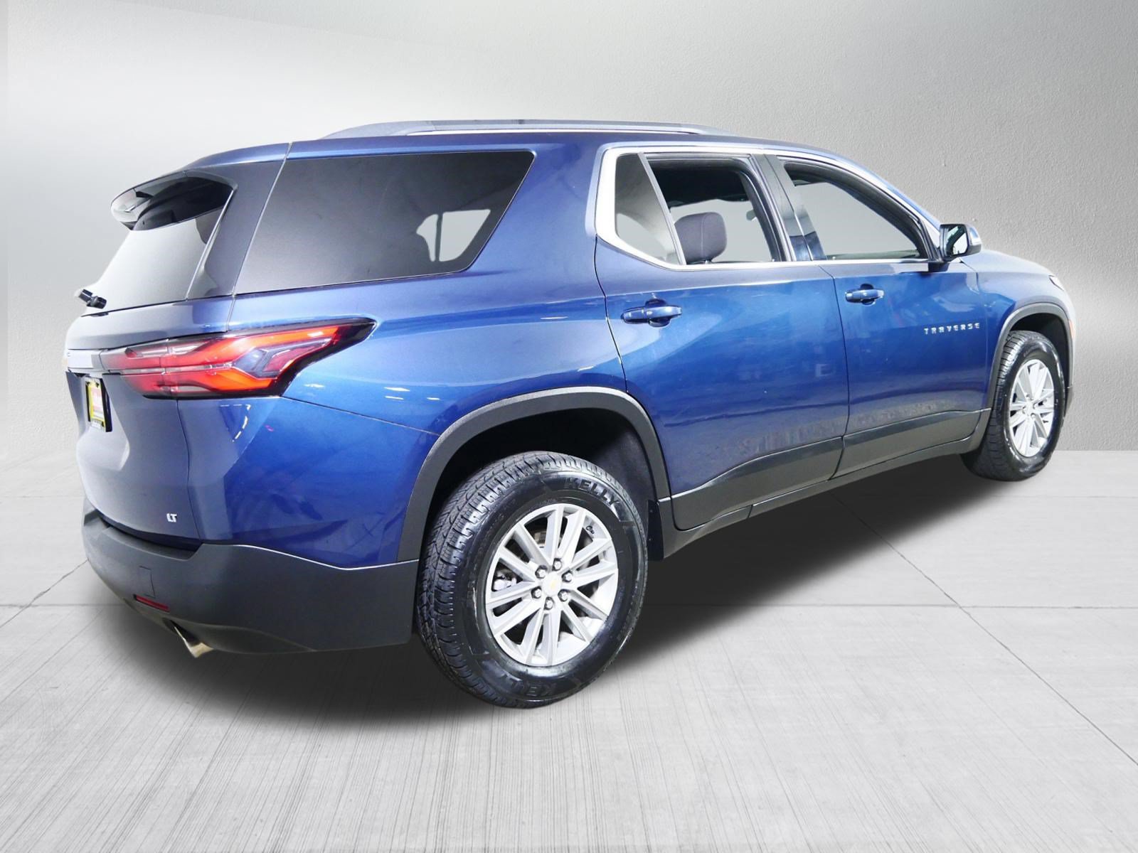 Used 2023 Chevrolet Traverse LT w/ LPO, Floor Liner Package AWD/4WD image 7