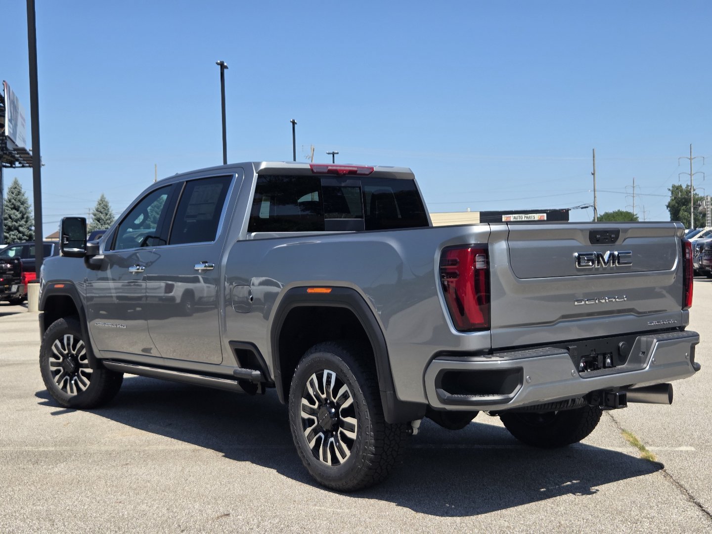 New 2026 GMC Sierra 2500 Denali Ultimate AWD/4WD image 16