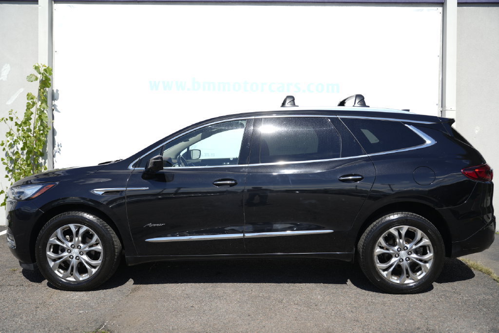 Used 2020 Buick Enclave Avenir w/ Avenir Technology Package AWD/4WD image 8