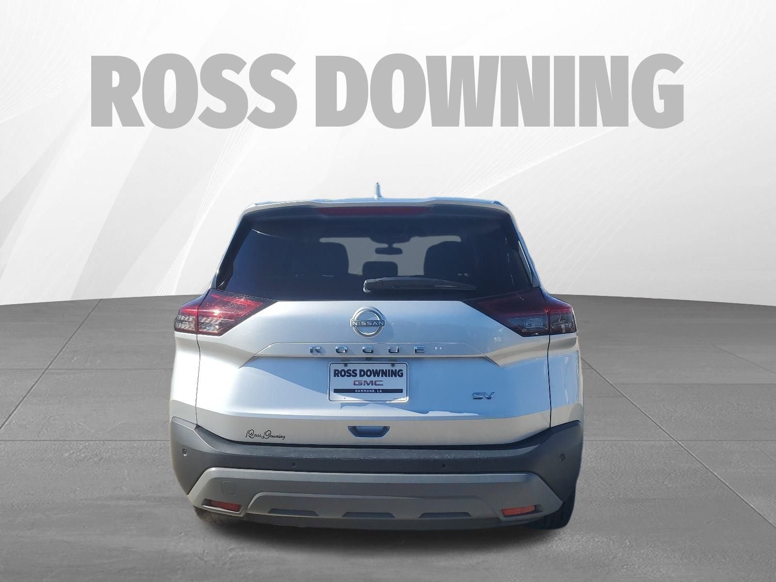 Used 2023 Nissan Rogue SV image 6