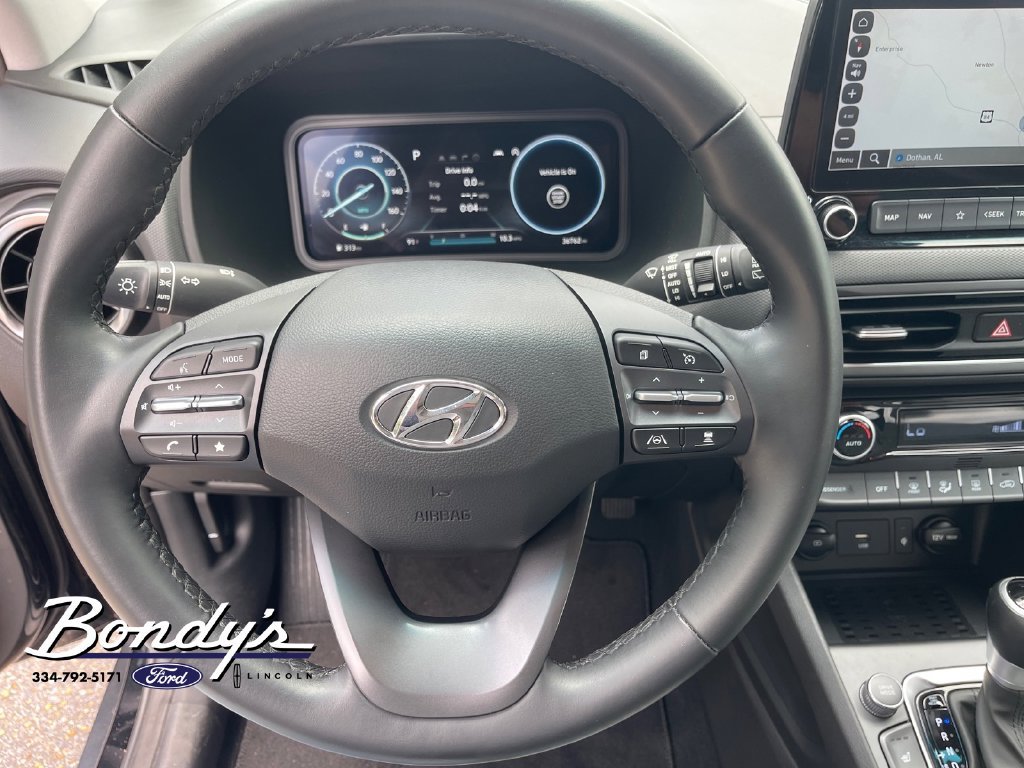 Used 2023 Hyundai Kona Limited FWD image 7