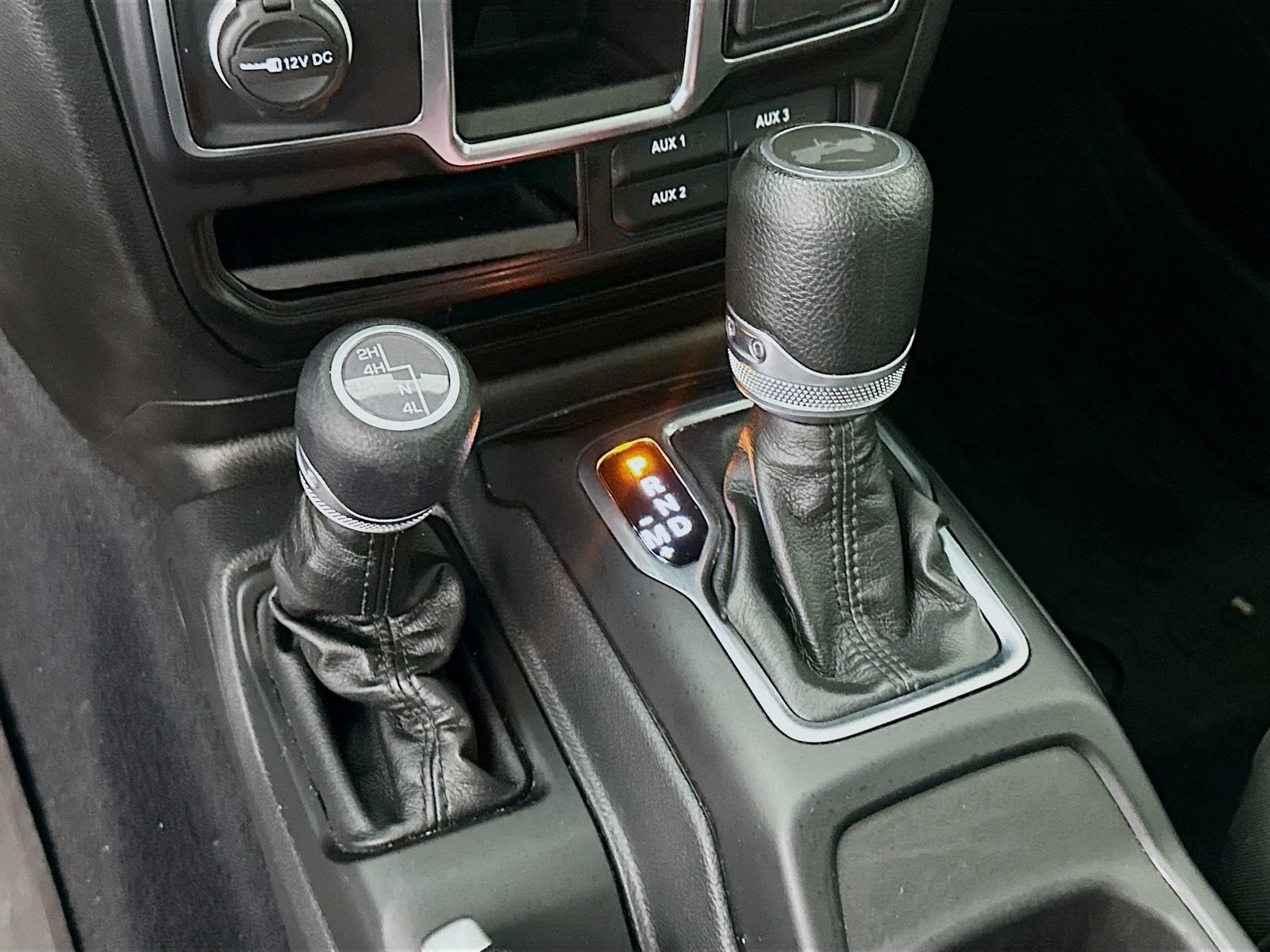 Used 2023 Jeep Wrangler Unlimited Sport AWD/4WD image 16