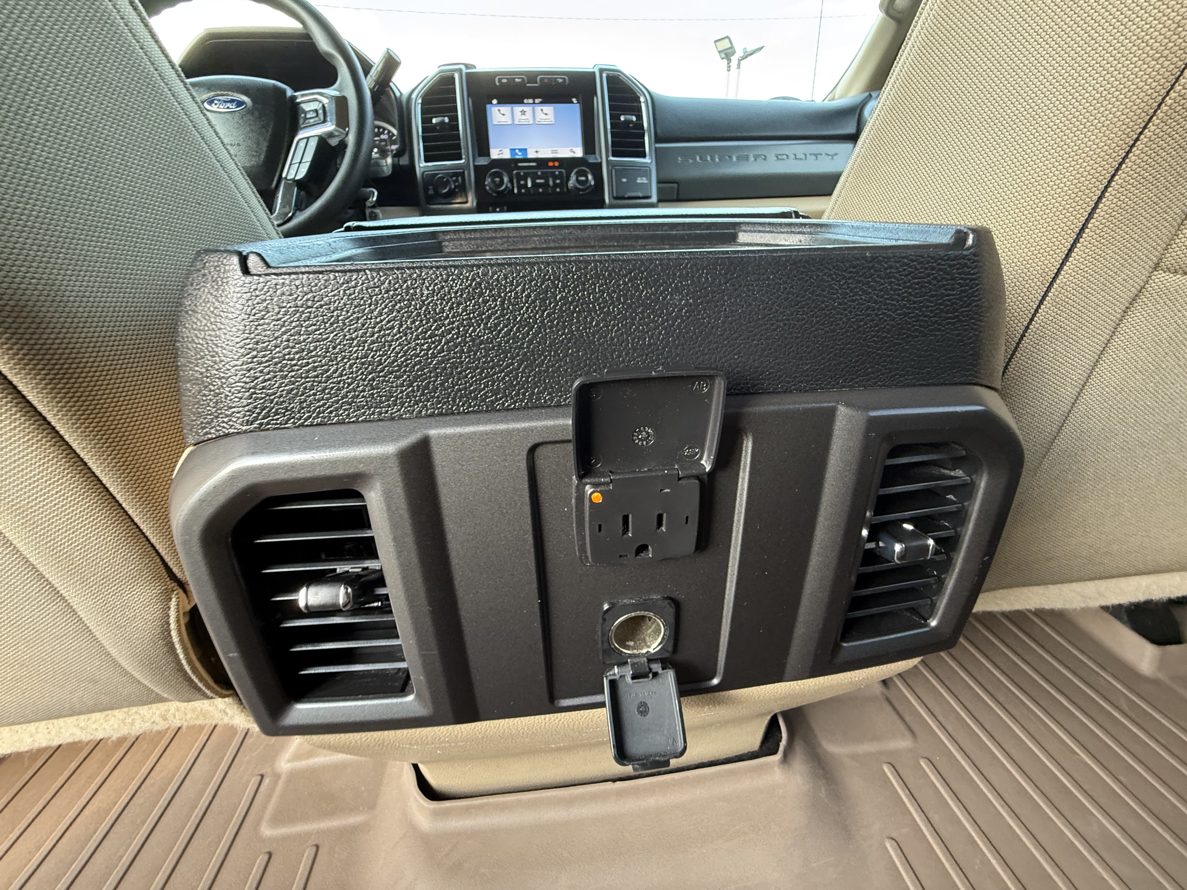 Used 2017 Ford F250 XLT w/ XLT Value Package AWD/4WD image 16