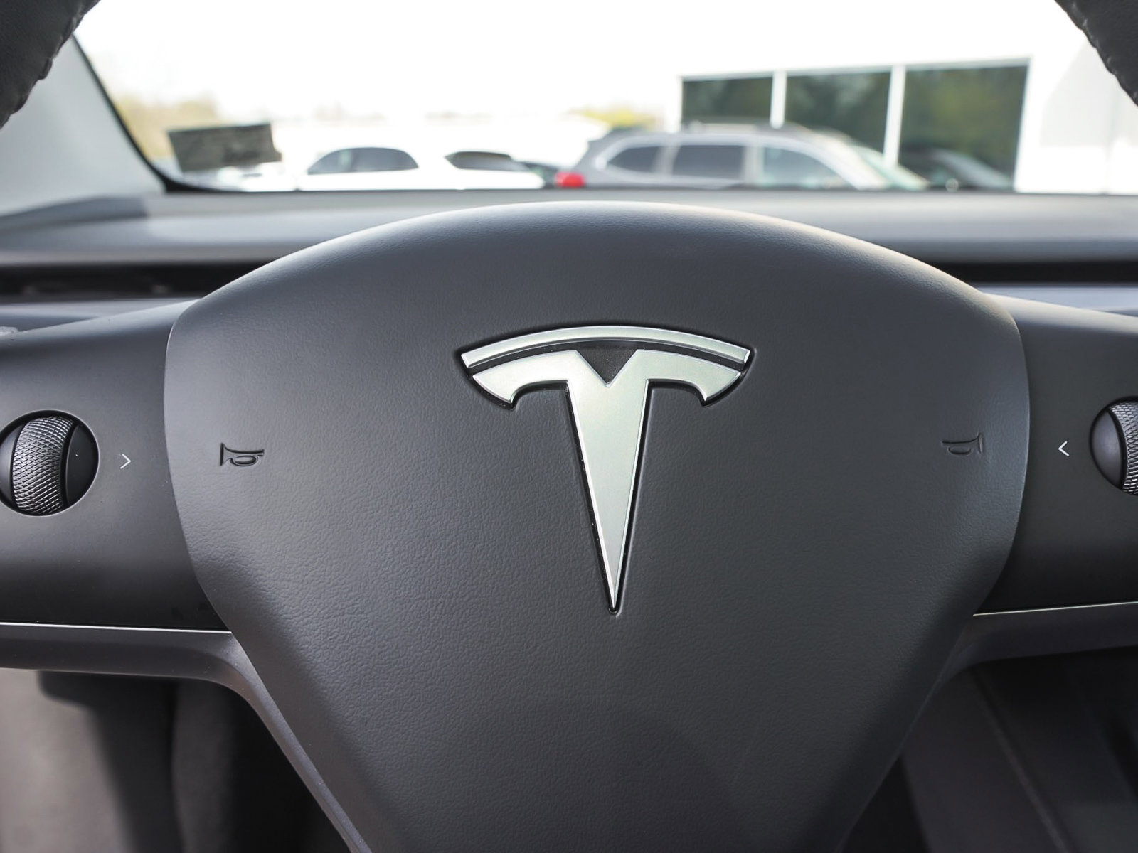 Used 2025 Tesla Model Y Long Range AWD/4WD image 15