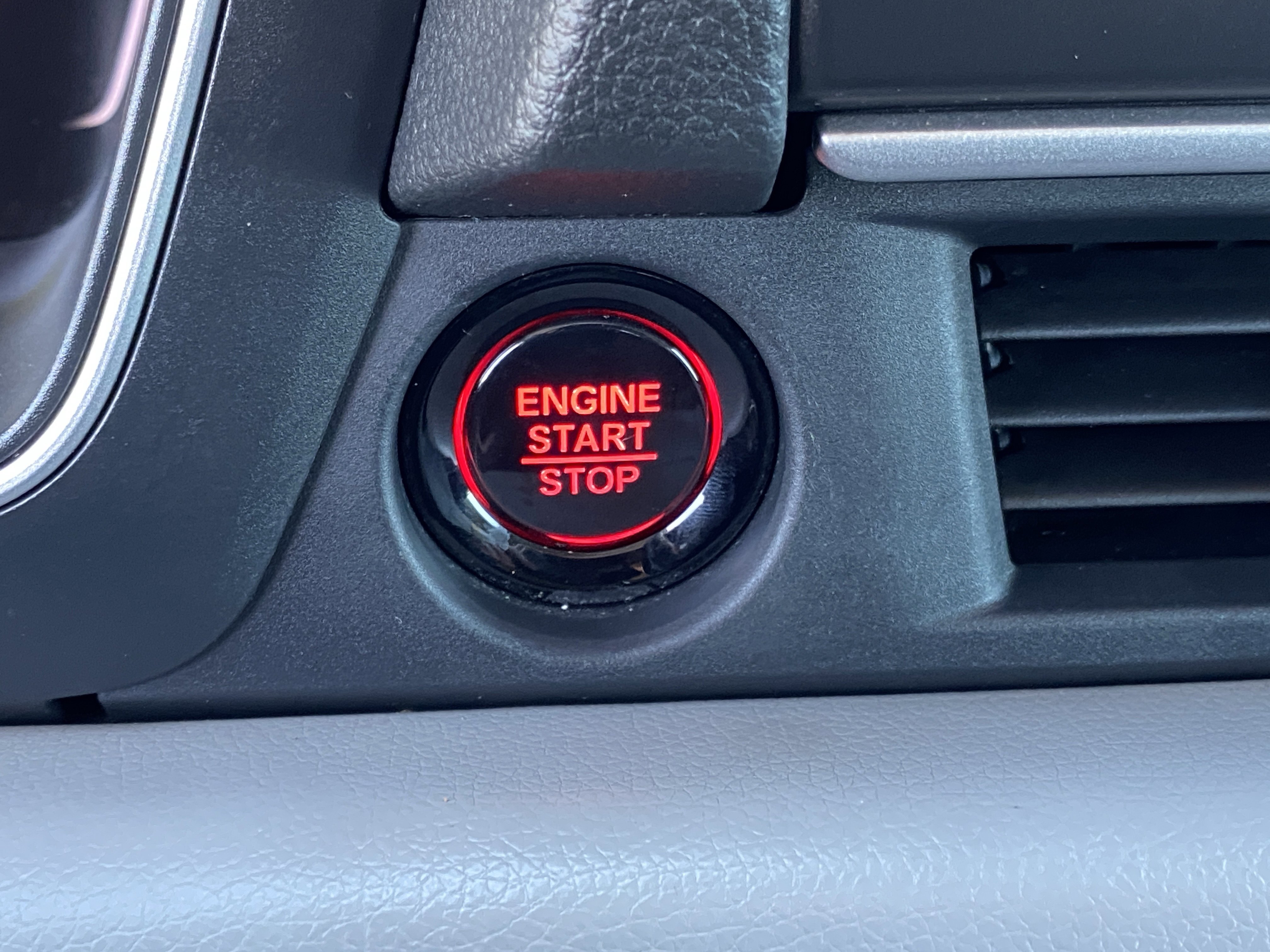 Certified 2025 Honda Pilot EX-L image 26