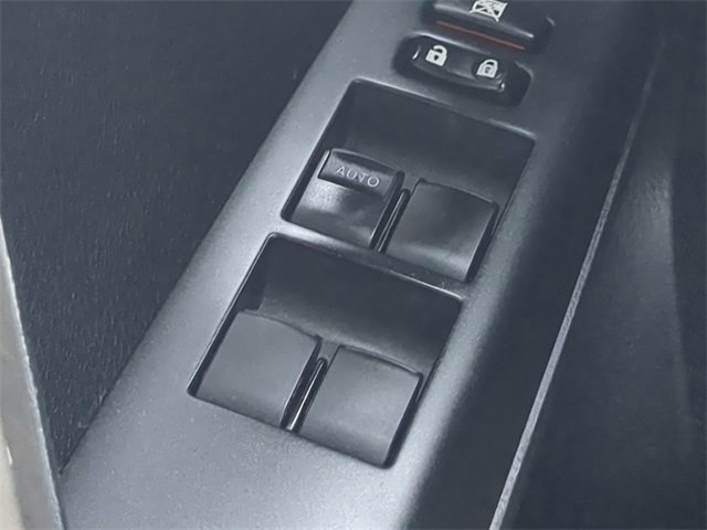 Used 2016 Toyota RAV4 XLE image 23