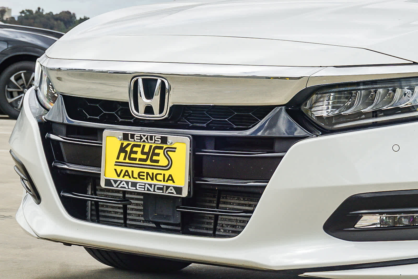 Used 2019 Honda Accord Touring image 8