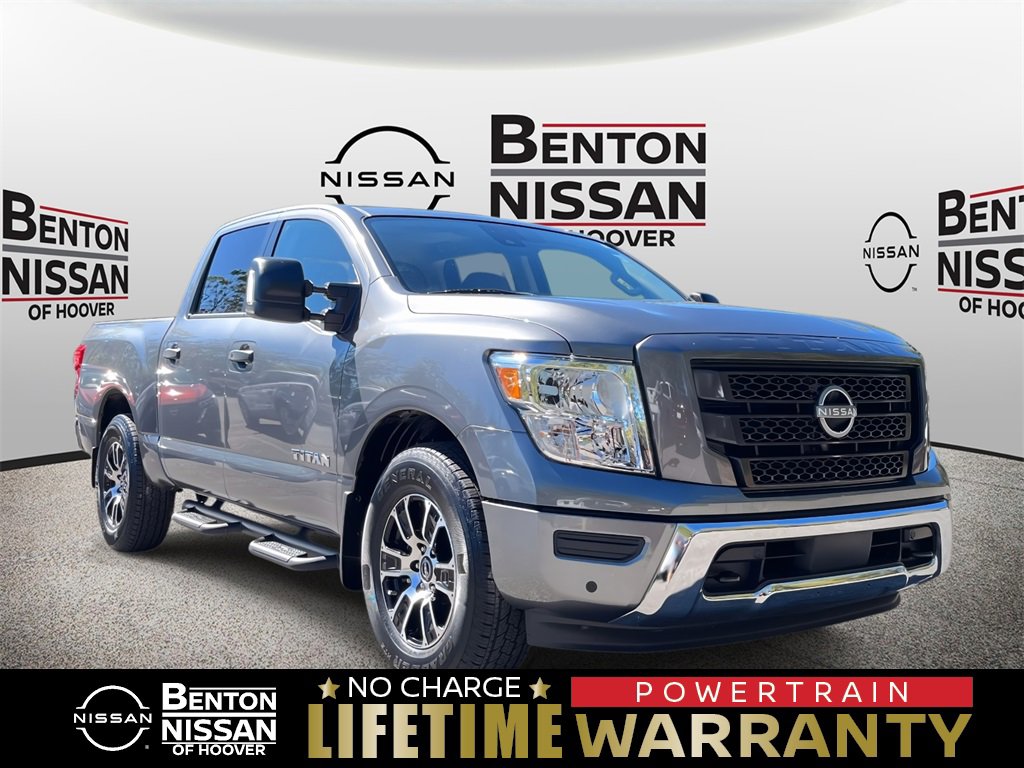 Used 2024 Nissan Titan SV w/ SV Convenience Package