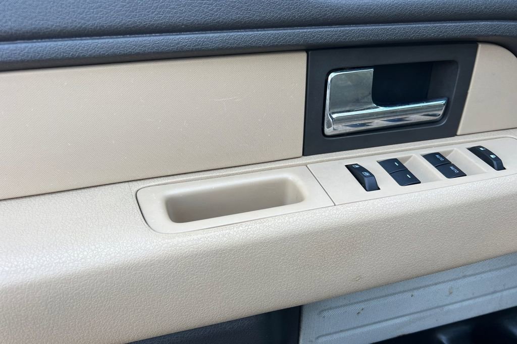 Used 2014 Ford F150 XLT w/ Equipment Group 301A Mid image 9