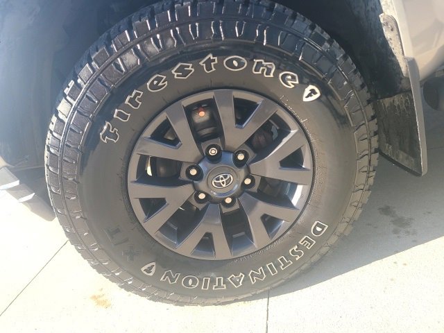 Used 2022 Toyota Tacoma SR5 image 12