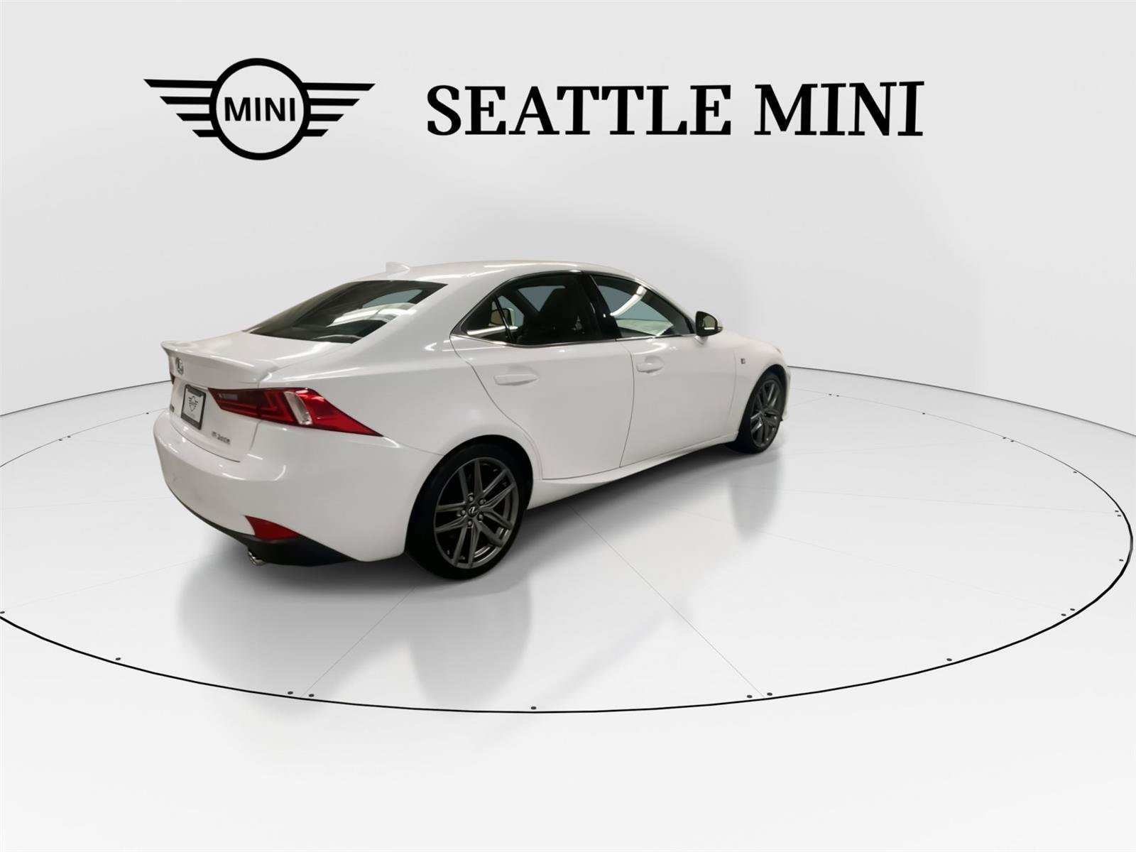 Used 2016 Lexus IS 200t w/ F Sport Package RWD image 11
