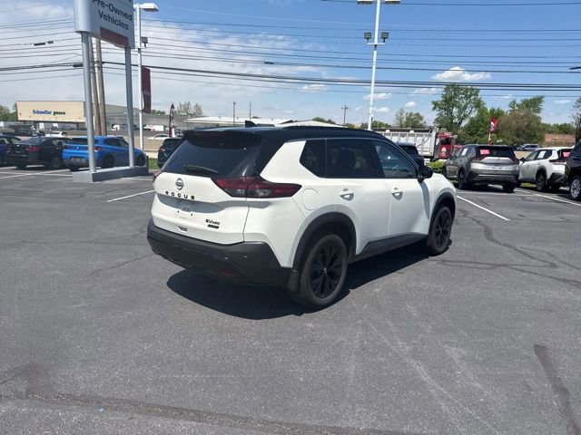 Certified 2023 Nissan Rogue SV w/ SV Premium B Package AWD/4WD image 7