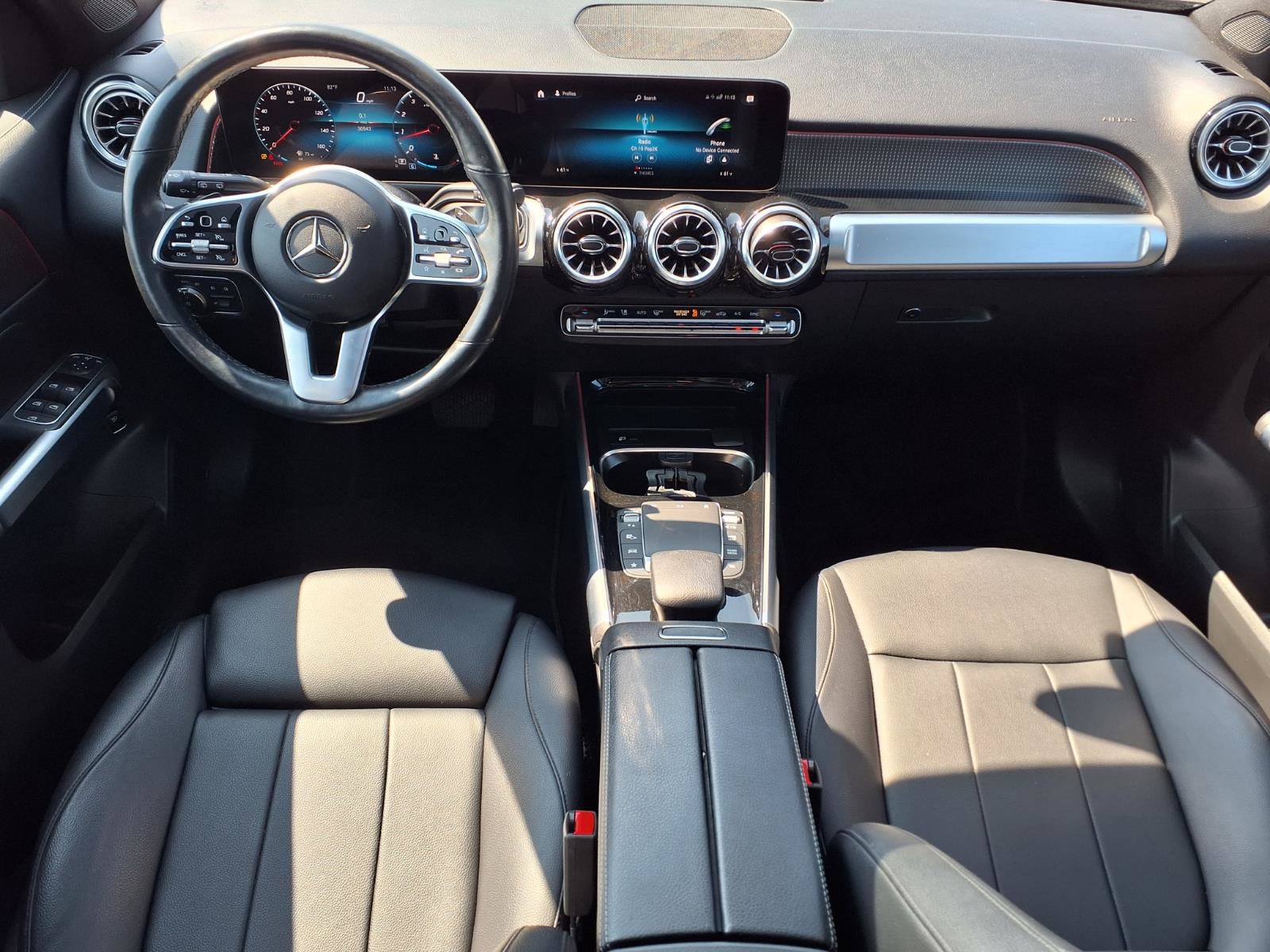 Used 2022 Mercedes-Benz GLB 250 4MATIC w/ Premium Package Lite image 18
