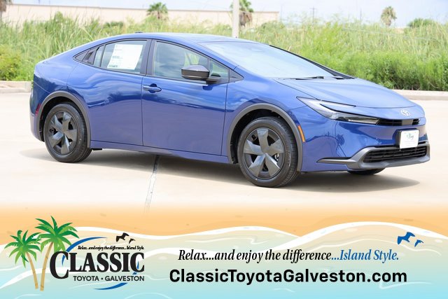 New 2026 Toyota Prius LE image 1