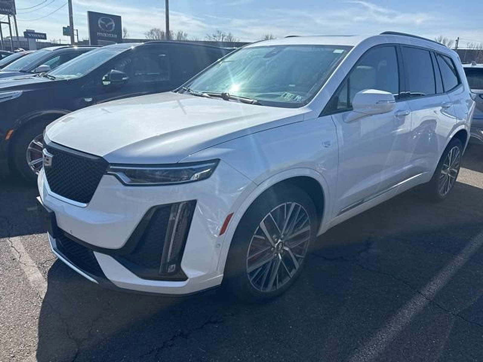 Certified 2023 Cadillac XT6 Sport w/ Technology Package image 4