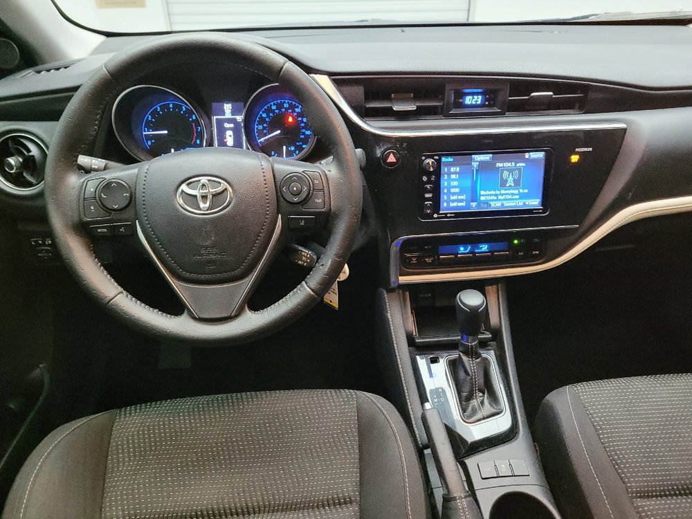 Used 2017 Toyota Corolla iM image 22