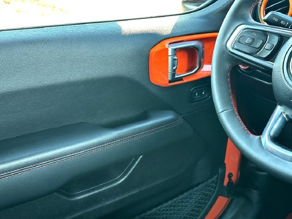 Used 2023 Jeep Gladiator Rubicon AWD/4WD image 26