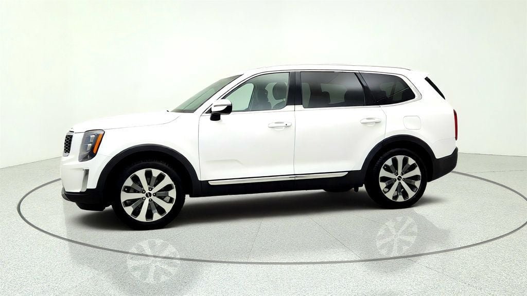 Used 2022 Kia Telluride EX w/ EX Premium Package FWD image 8